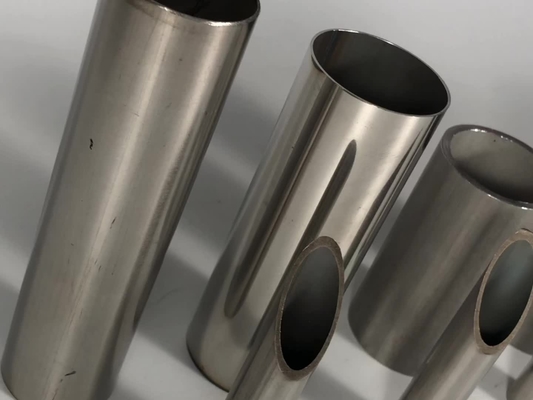 0.3-3 mm Épaisseur Ss 201 304 316 Tubes en acier inoxydable soudés/sans soudure ronds/quadrés